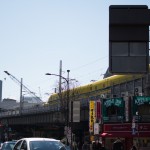 新橋駅通過中のドクターイエロー